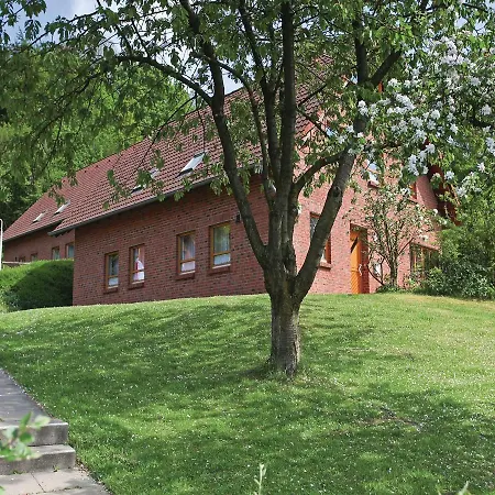 Ferienhaus Four Bedroom Holiday In Nieheim