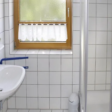 Four Bedroom Holiday In Nieheim