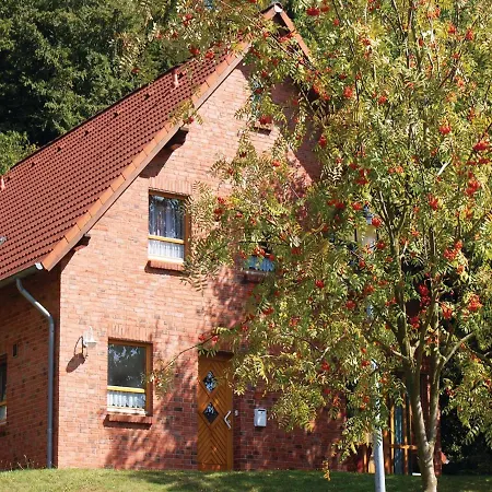 Four Bedroom Holiday In Ferienhaus Nieheim